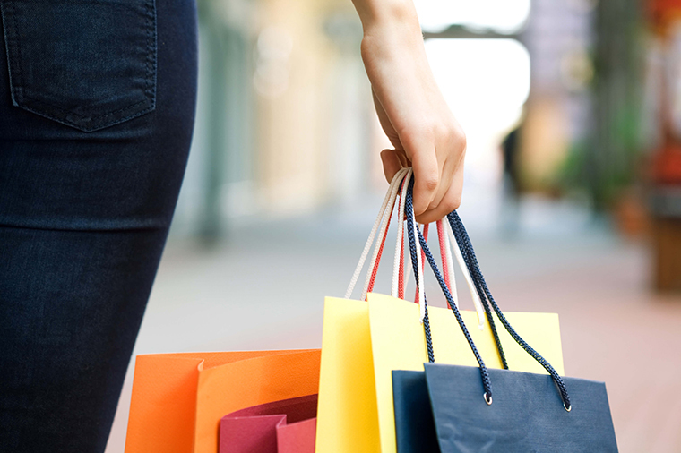 Knowledge is power  See why retailers should empower their associates thumbanil image