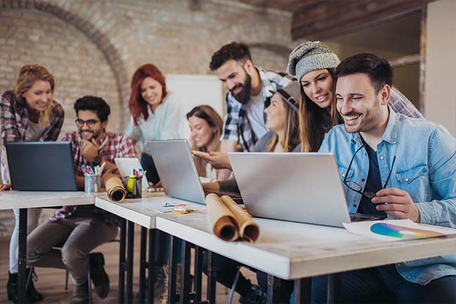 Collaborate anytime, anywhere by using seamlessly connected solutions