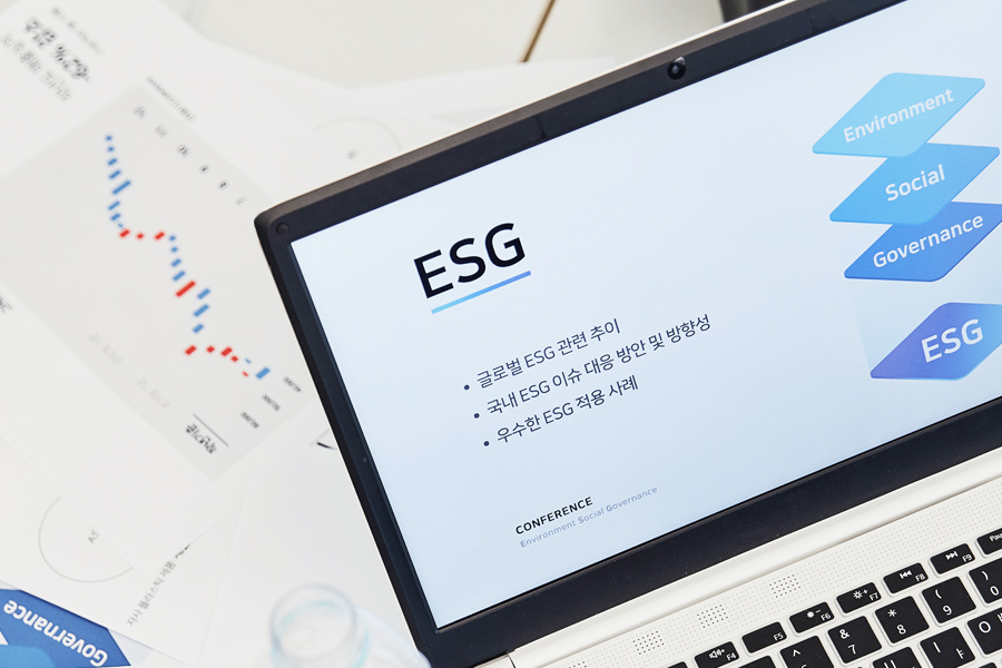 ESG, 포스트코로나 시대의 지속가능경영 전략 썸네일 이미지