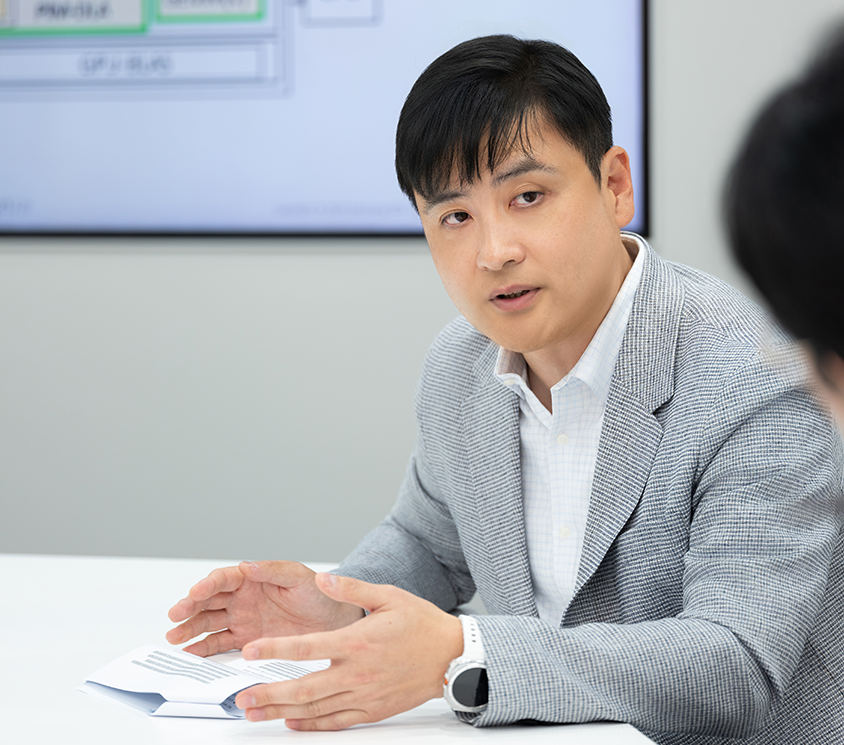 장민성 연구팀장이 GPU 최적화와 PIM 기반 차세대 클라우드 기술을 설명하는 모습