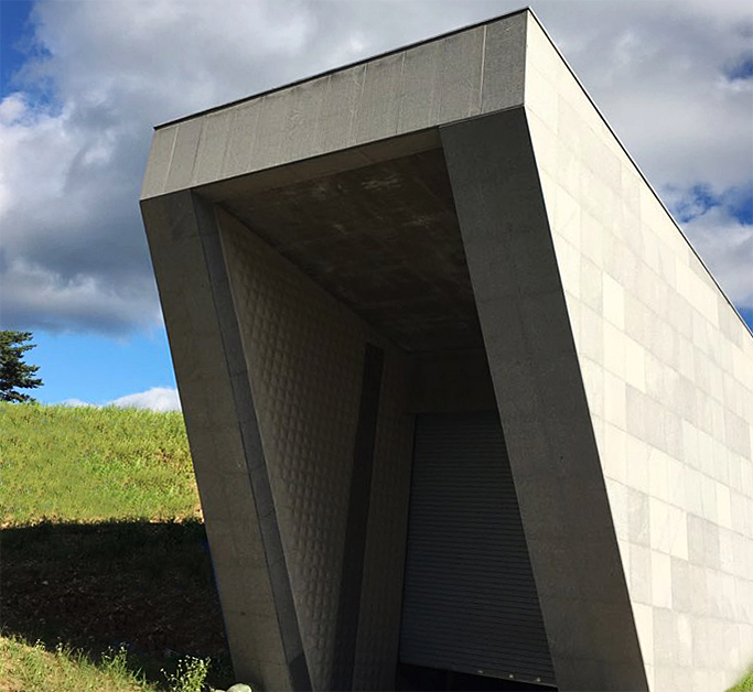 시드 볼트(Seed Vault) 터널 입구